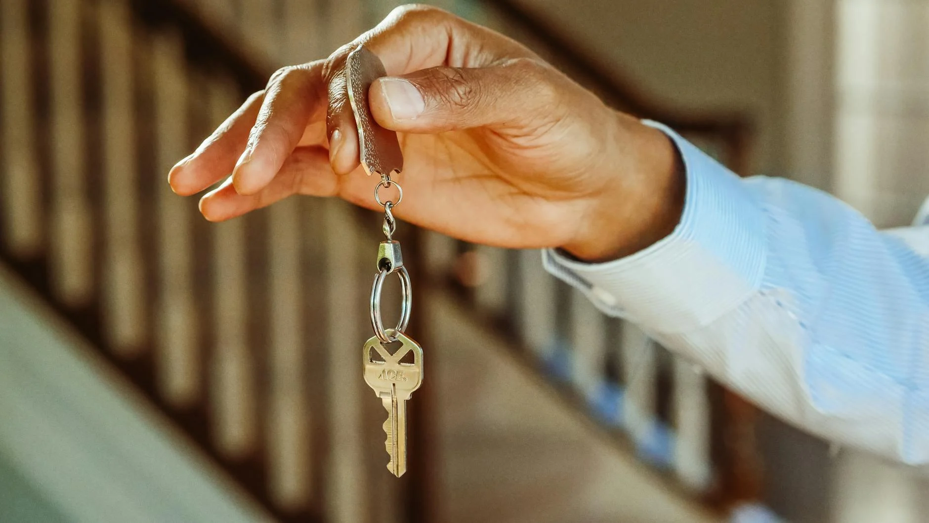 selling the property privately